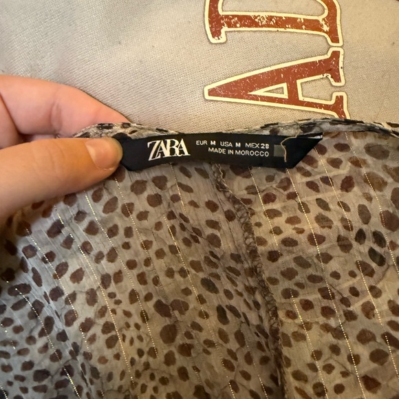 Leopard Print Ruched Top - Picture 2 of 2